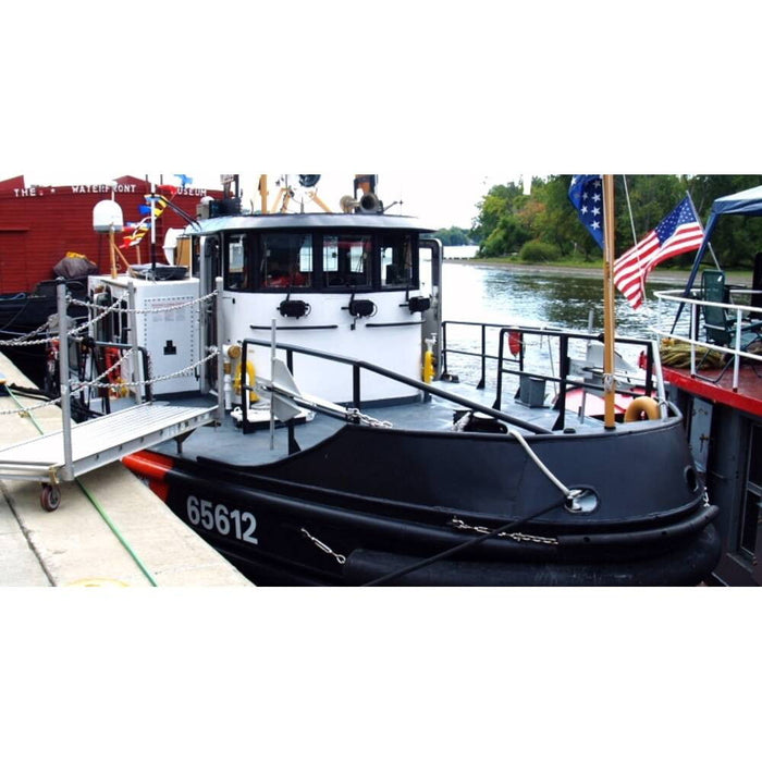 Hand Painted Model Boat (624543) - Black / White