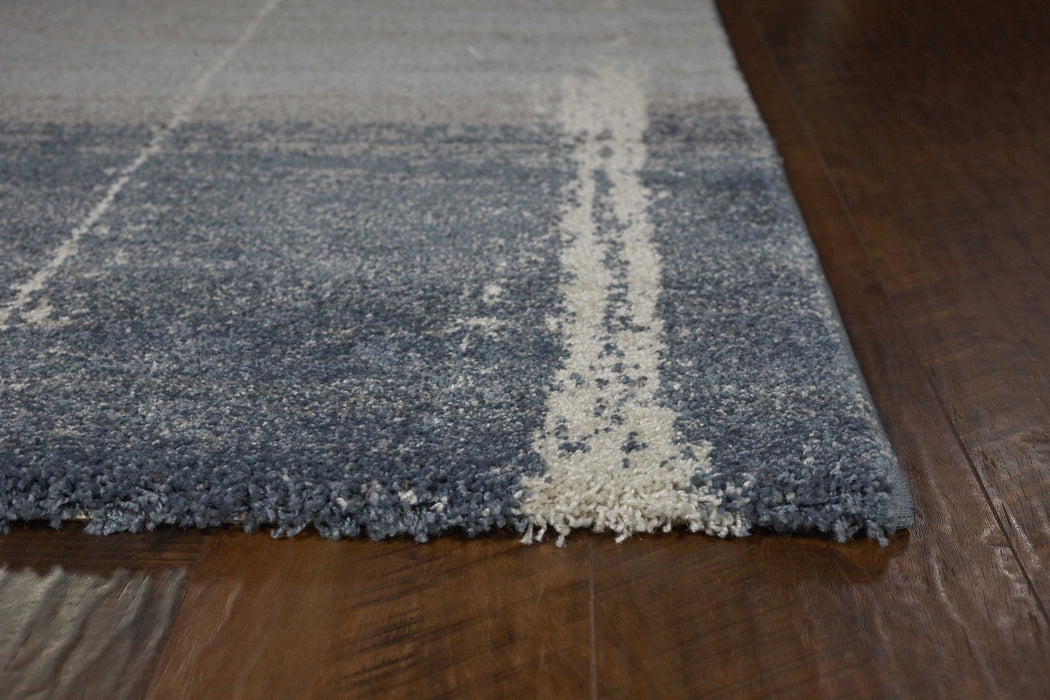 7' x 10' Polypropylene Area Rug - Blue