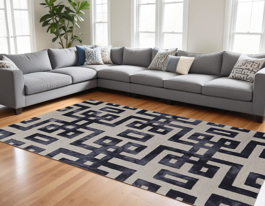 10' x 14' Wool Tufted Handmade Area Rug - Ivory And Black