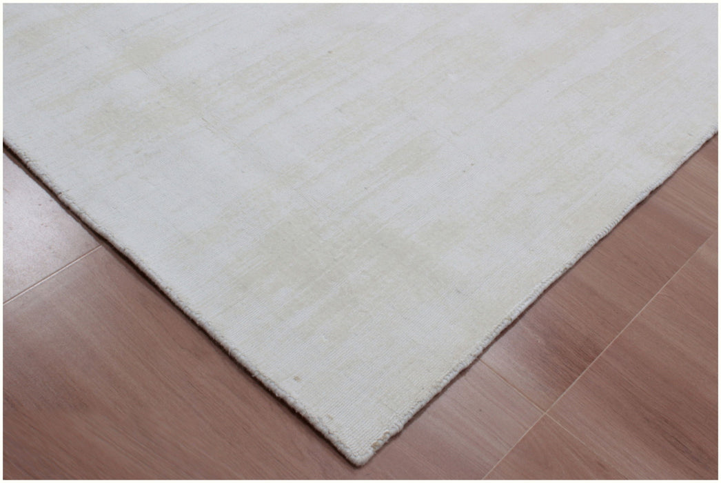 9' x 12' Hand Loomed Area Rug - Ivory