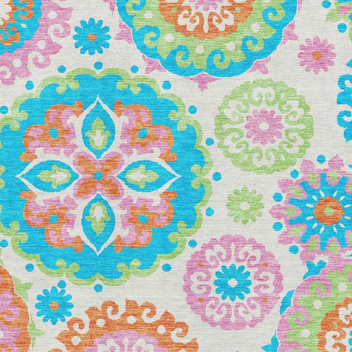 10' X 14' Medallion Washable Area Rug With UV Protection - White
