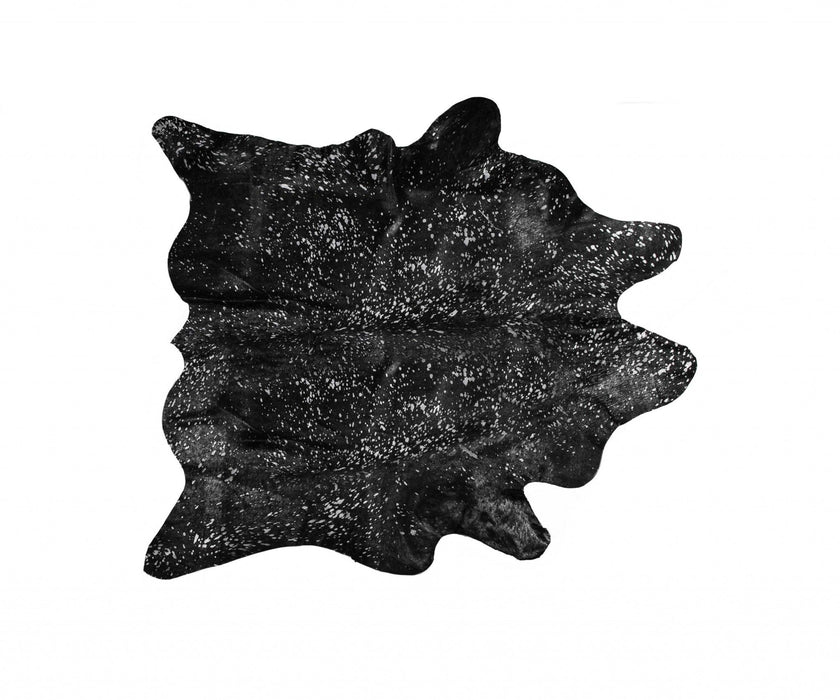 6' X 7' Cowhide Animal Print Area Rug - Black And Silver