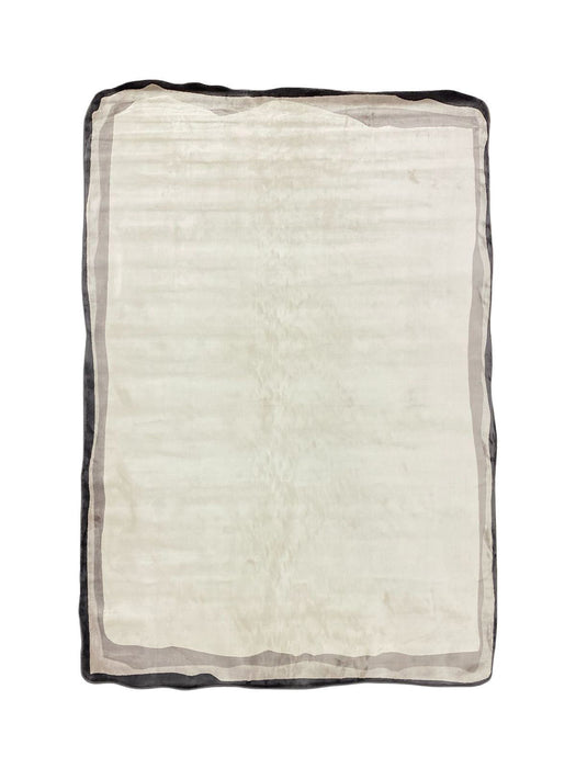 7' X 9' Area Rug (722642) - Black / Cream