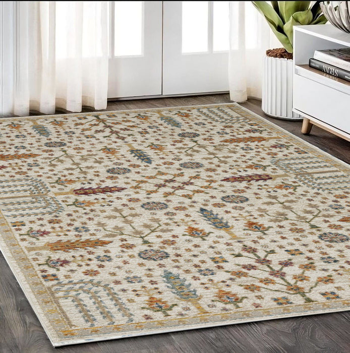 5' X 7' Oriental Area Rug - Ivory And Gold