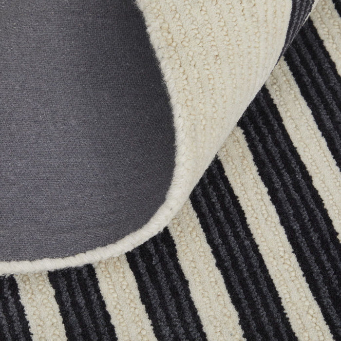 8' x 10' Wool Abstract Hand Tufted Area Rug - Gray And Black