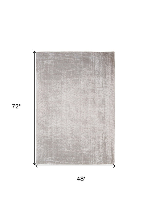 5' x 7' Chevron Non Skid Area Rug - Gray And White