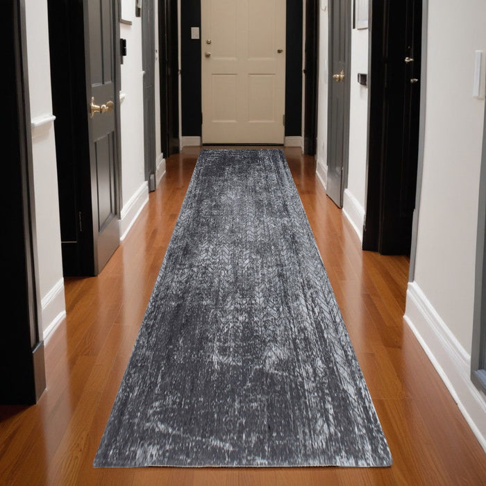 10' Chevron Non Skid Area Rug - Black And Gray