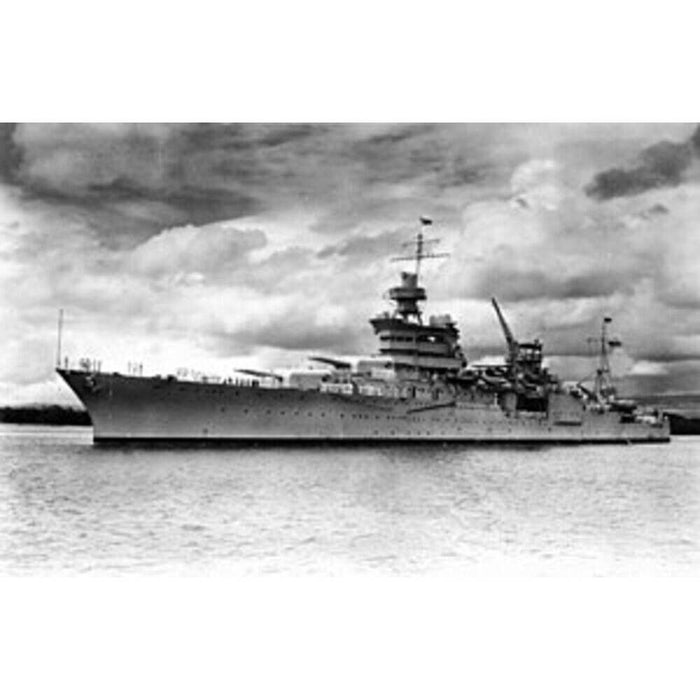 Hand Painted Model Boat (624290) - Gray