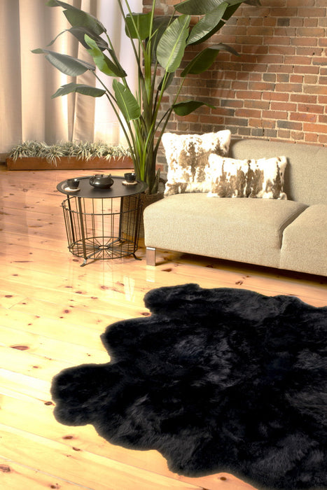 5' x 6' Wool Sheepskin Handmade Area Rug - Black