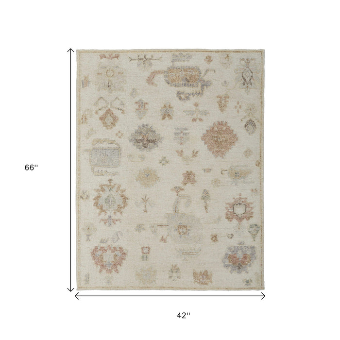 4' X 6' Wool Floral Hand Knotted Area Rug - Ivory