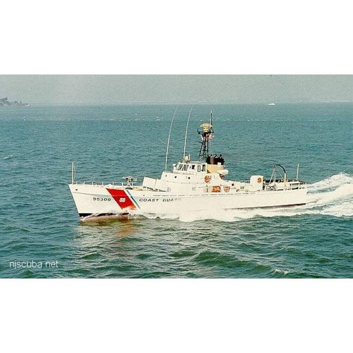 Hand Painted Model Boat (624452) - White