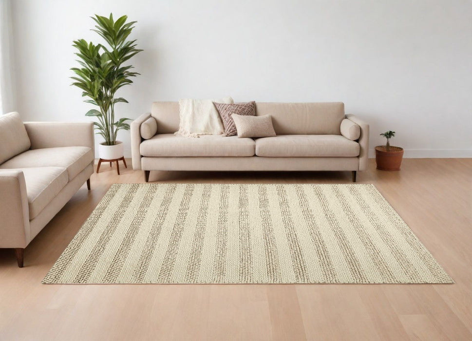 9' x 13' Wool Area Rug - White