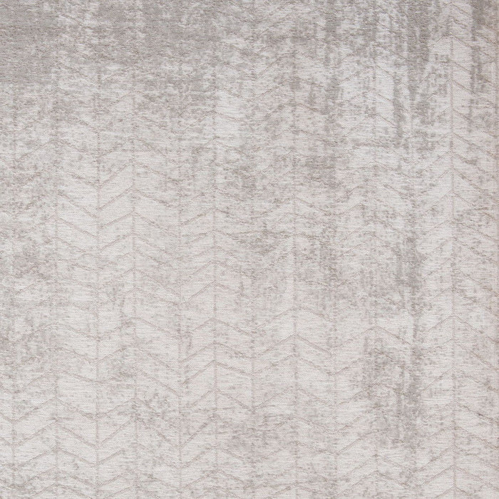 6' x 8' Chevron Non Skid Area Rug - Gray And White