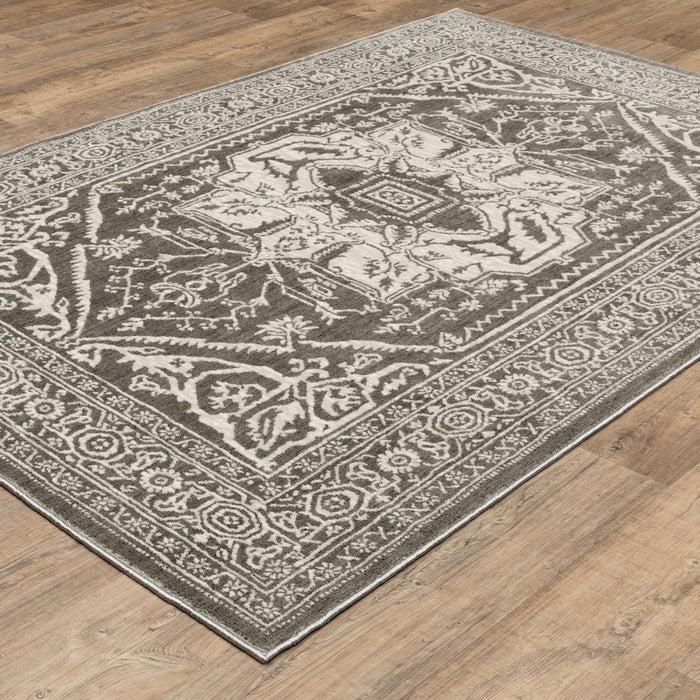5' X 8' Oriental Area Rug - Gray / Ivory