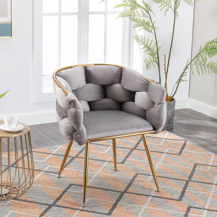 Giga luxury modern leisure single armchair with cushioned back and seat, ideal for bedroom or manicure table seating.