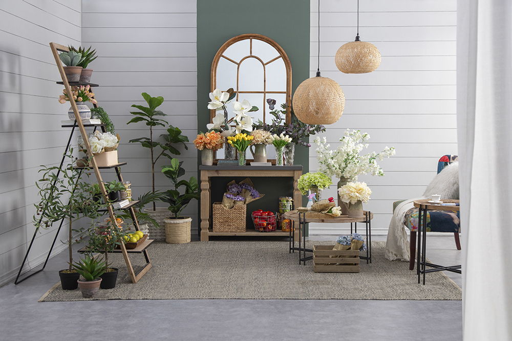 Giga farmhouse round wooden coffee table with metal legs in black and brown finish, featuring a rustic, stylish design.