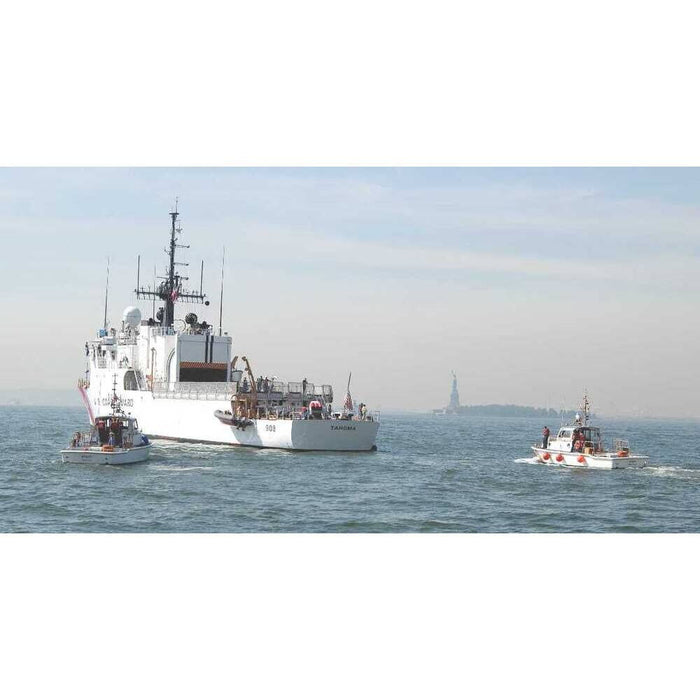 Hand Painted Model Boat (624392) - White