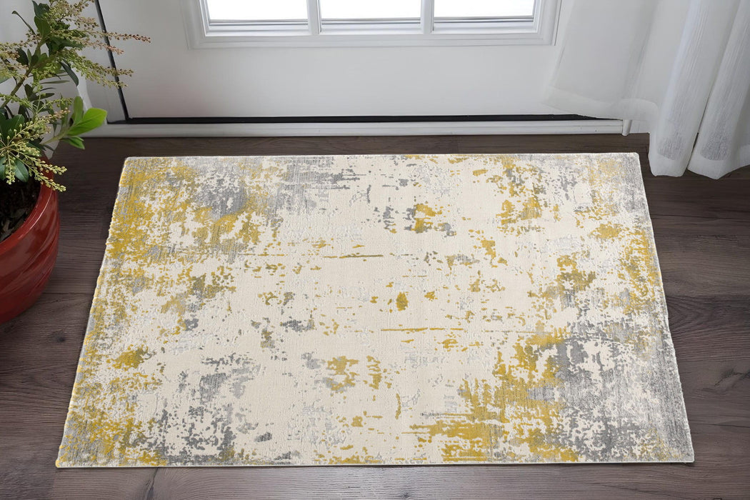 2' X 5' Abstract Area Rug (635332) - Gold / Gray