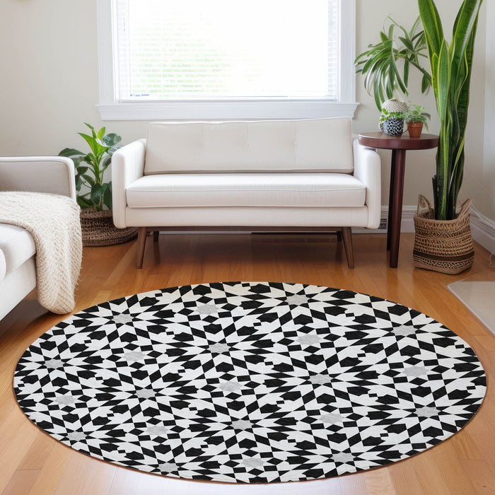 8' Geometric Washable Round Rug With UV Protection - Black And Silver