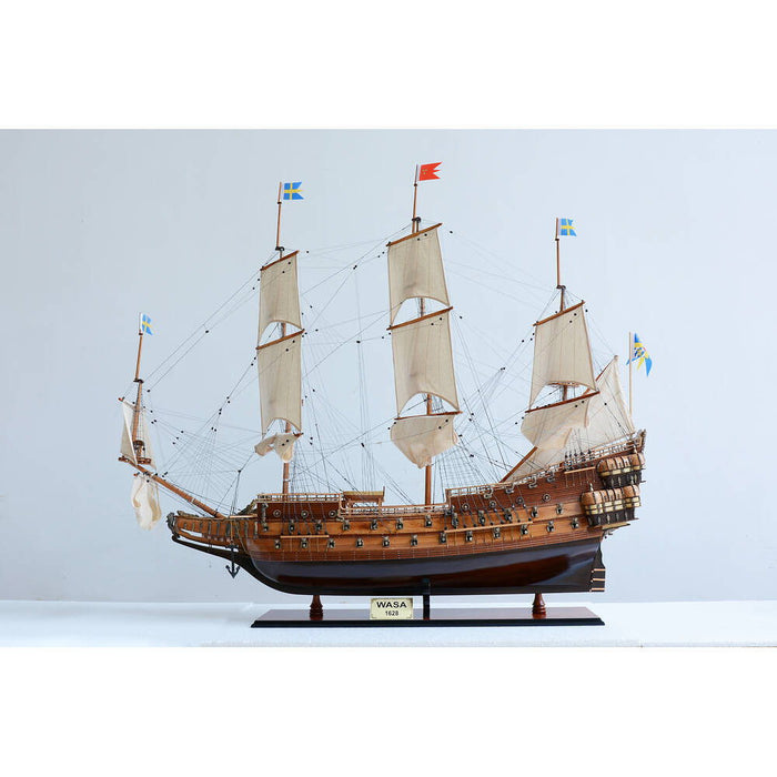 Hand Painted Model Boat (624645) - Dark Brown / Beige