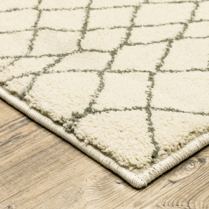 10' x 13' Geometric Power Loom Stain Resistant Area Rug - Ivory And Gray