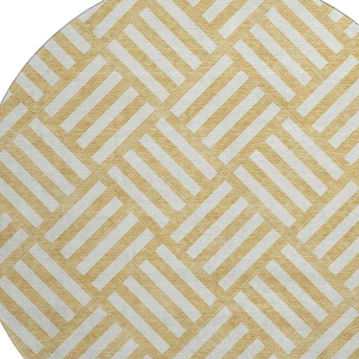 8' Geometric Washable Round Rug With UV Protection (652356) - Gold / Ivory