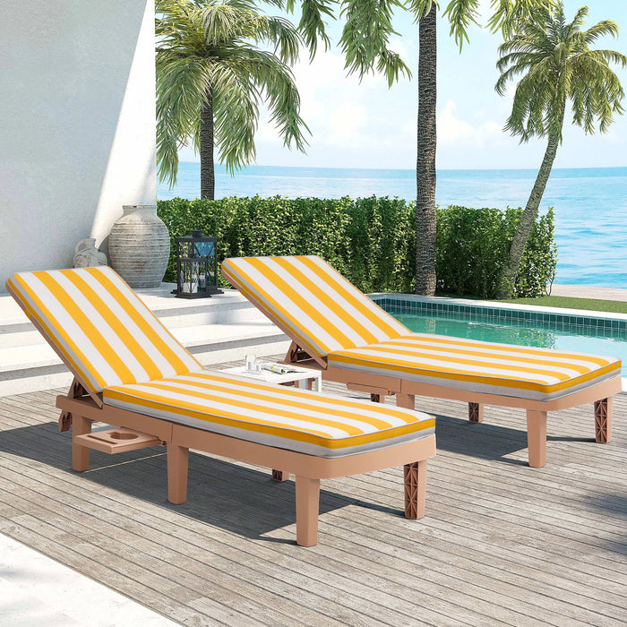 Giga outdoor lounge chair cushion set with back and seat cushions, suitable for patio furniture chaise lounge seats.