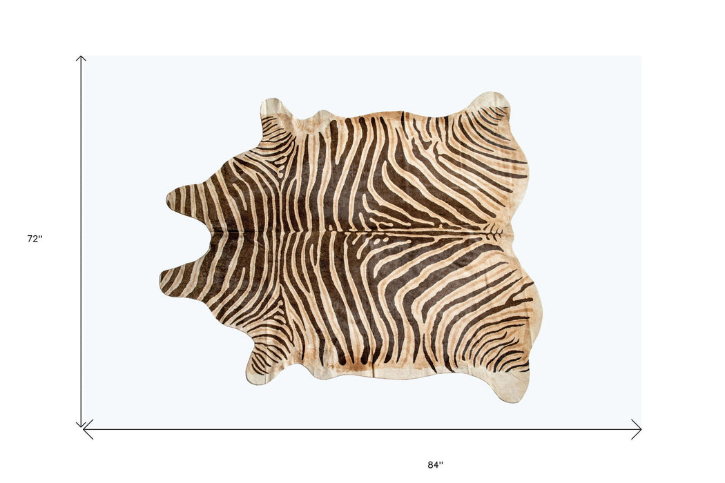 5' x 7' Cowhide Hand Knotted Area Rug - Beige And Brown