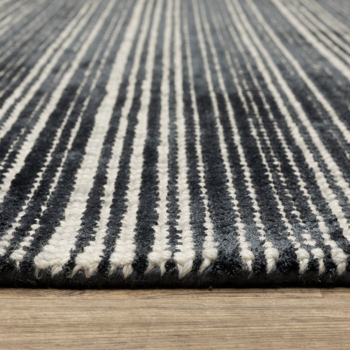 5' X 8' Striped Hand Tufted Area Rug - Black And Ivory