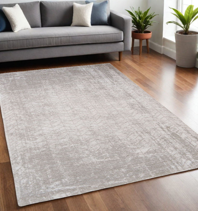 5' x 7' Chevron Non Skid Area Rug - Gray And White