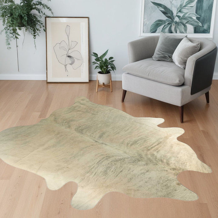 60" x 84" Cowhide Rug - Light Brindle