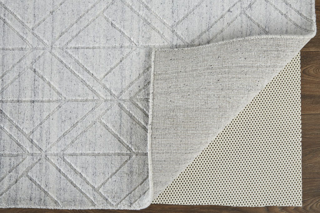 9' x 12' Striped Hand Woven Area Rug - White And Silver