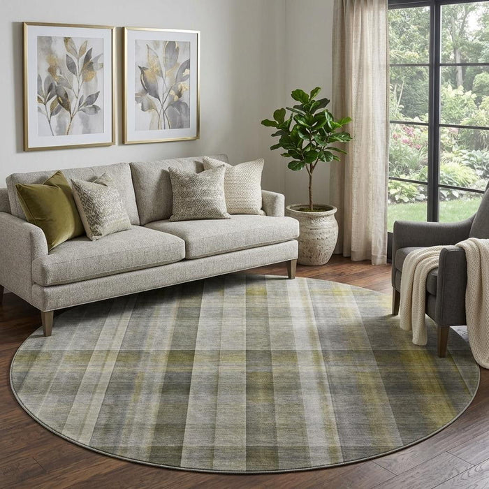 8' Plaid Washable Round Rug With UV Protection (648013) - Gray / Gold