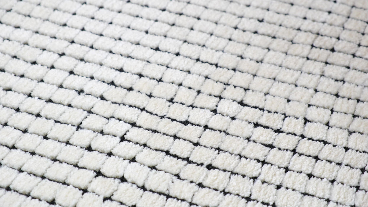 9' X 12' Checkered Area Rug (724070) - Beige / Black
