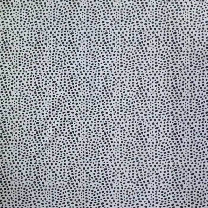6' Cheetah Stenciled Cowhide Rug - Black And White