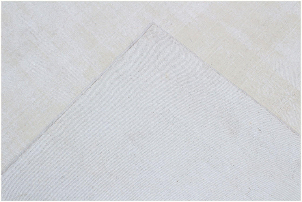 9' x 12' Hand Loomed Area Rug - Ivory
