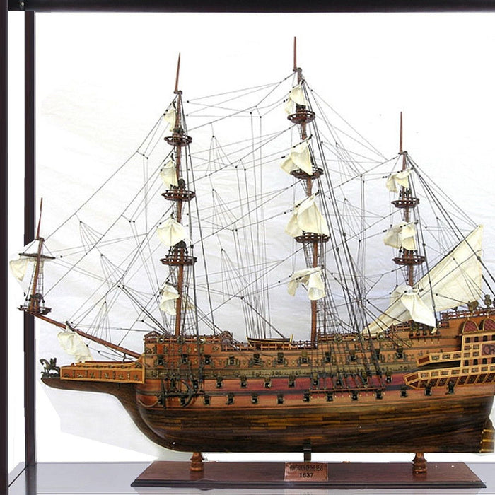 Hand Painted Boat (401926) - Brown