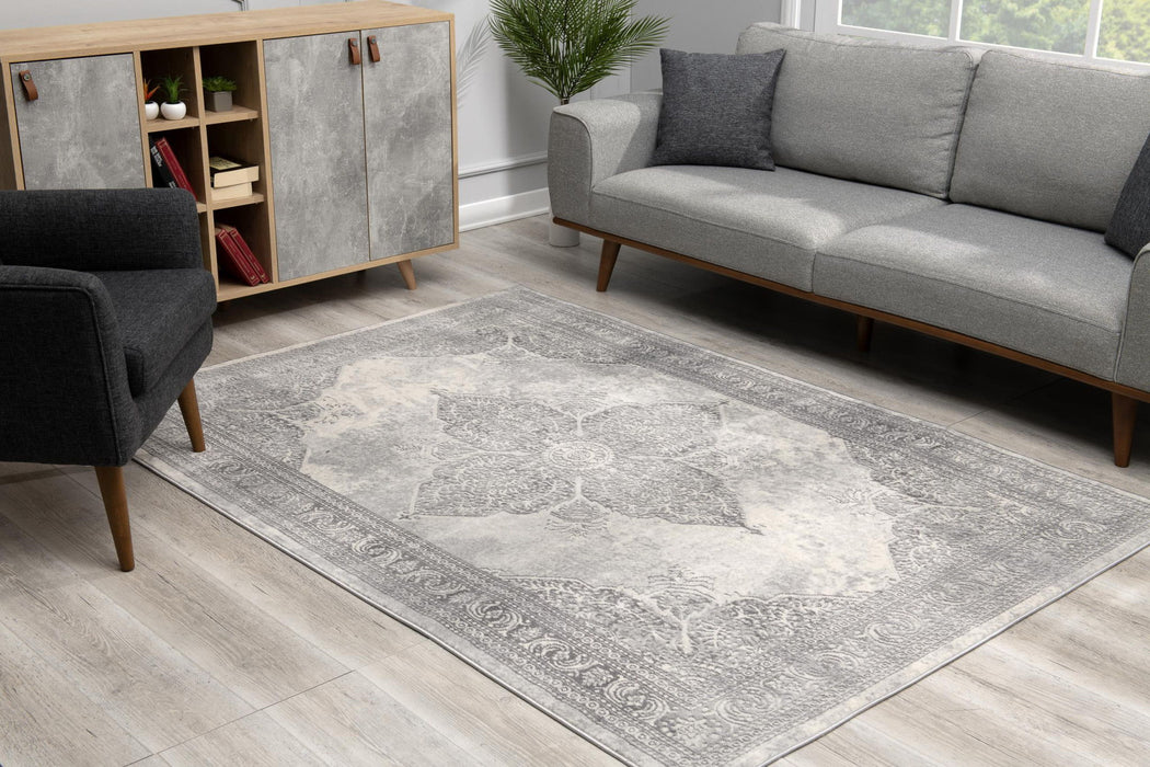 8' x 11' Distressed Medallion Area Rug - Gray