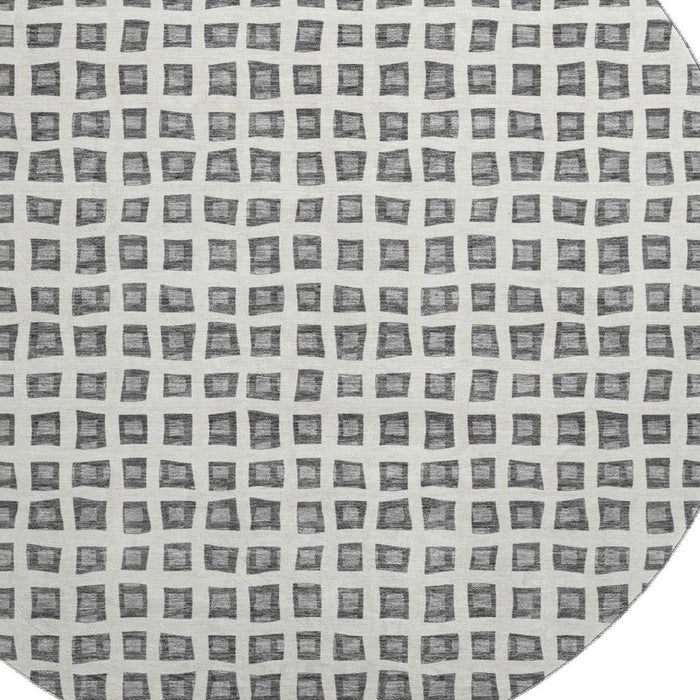 8' Geometric Washable Round Rug With UV Protection - Gray / Silver