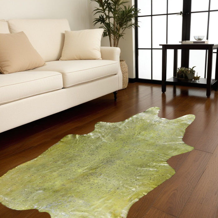 72" x 84" Cowhide - Area Rug - Lime And Silver